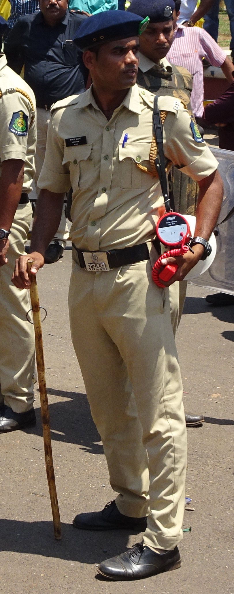 'லத்தியால் கூட்டத்தை நிறுத்தலாம்; கேள்வியை அல்ல' — வாக்குத் திருட்டுக்கு எதிரான தெருப் போராட்டங்கள் ஜனநாயகத்தைக் காப்பாற்றுமா?